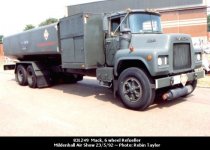 L - 83L249 Mack Refueller.jpg