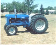 tractor3.jpg