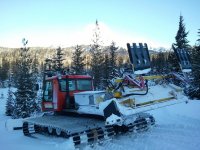 2012snowcat.jpg