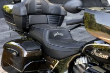 Jack-Daniels-Roadmaster-Dark-Horse-Details-006-750x500.jpg