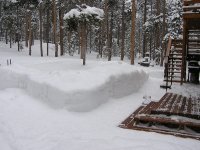 Front Yard Snow 04-06-07.JPG