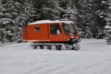 snowcat2.jpg