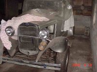 a sedan barn car 2.jpg