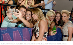 Selfie_Miranda.PNG